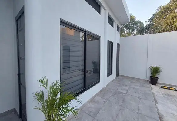 Estudio nuevo y amueblado premium en la Ejidal Sur