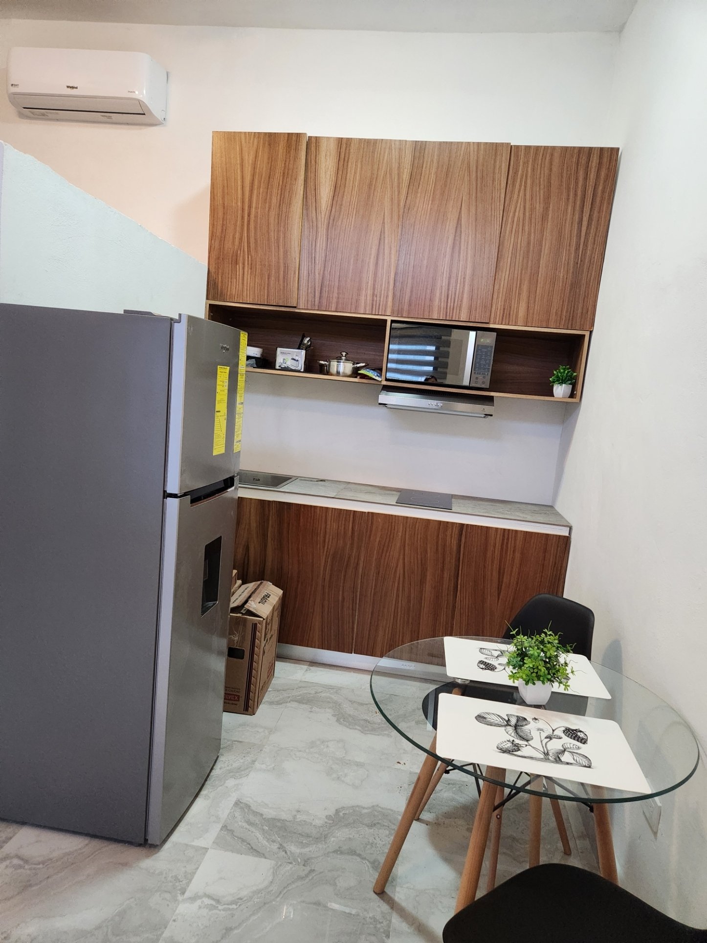 Estudio nuevo y amueblado premium en la Ejidal Sur